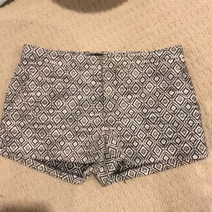Banana Republic Ikat Shorts Size 8
